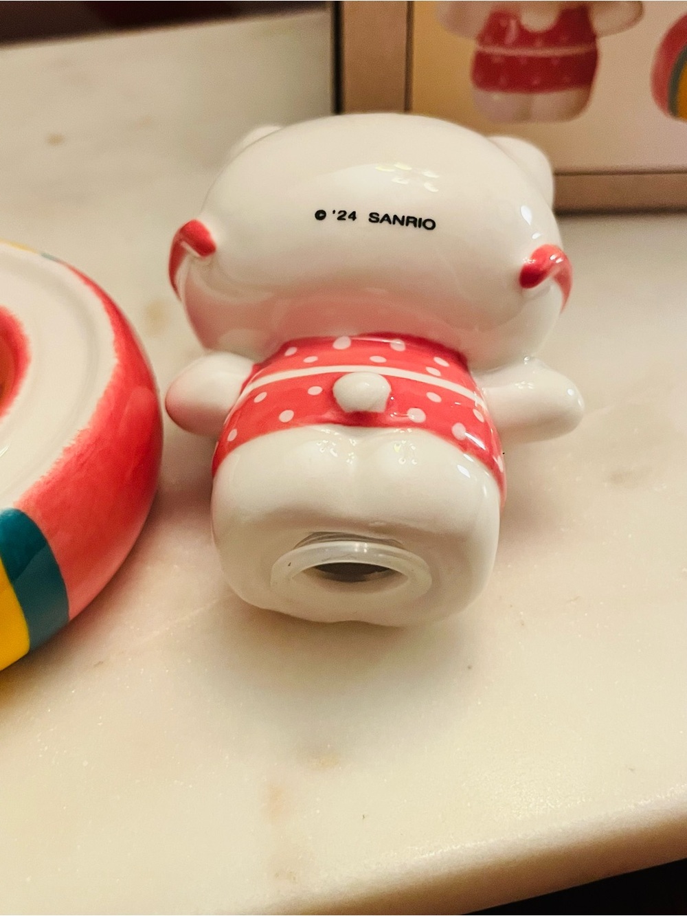 Sanrio Hello Kitty Salt & Pepper Set with Pink Bow and Yellow Float Ring (NWT) - Picture 7 of 10